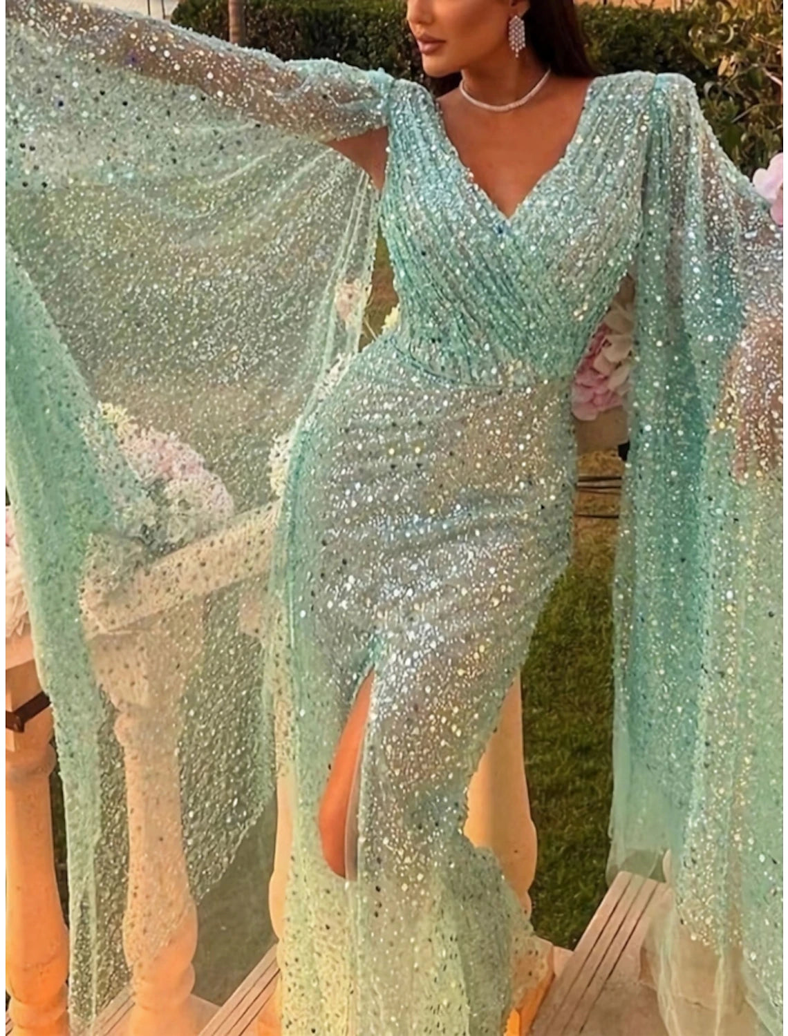 Abito da sera a trapezio, elegante, formale, lungo fino al pavimento, manica lunga, scollo a V, paillettes con glitter, pieghe arricciate